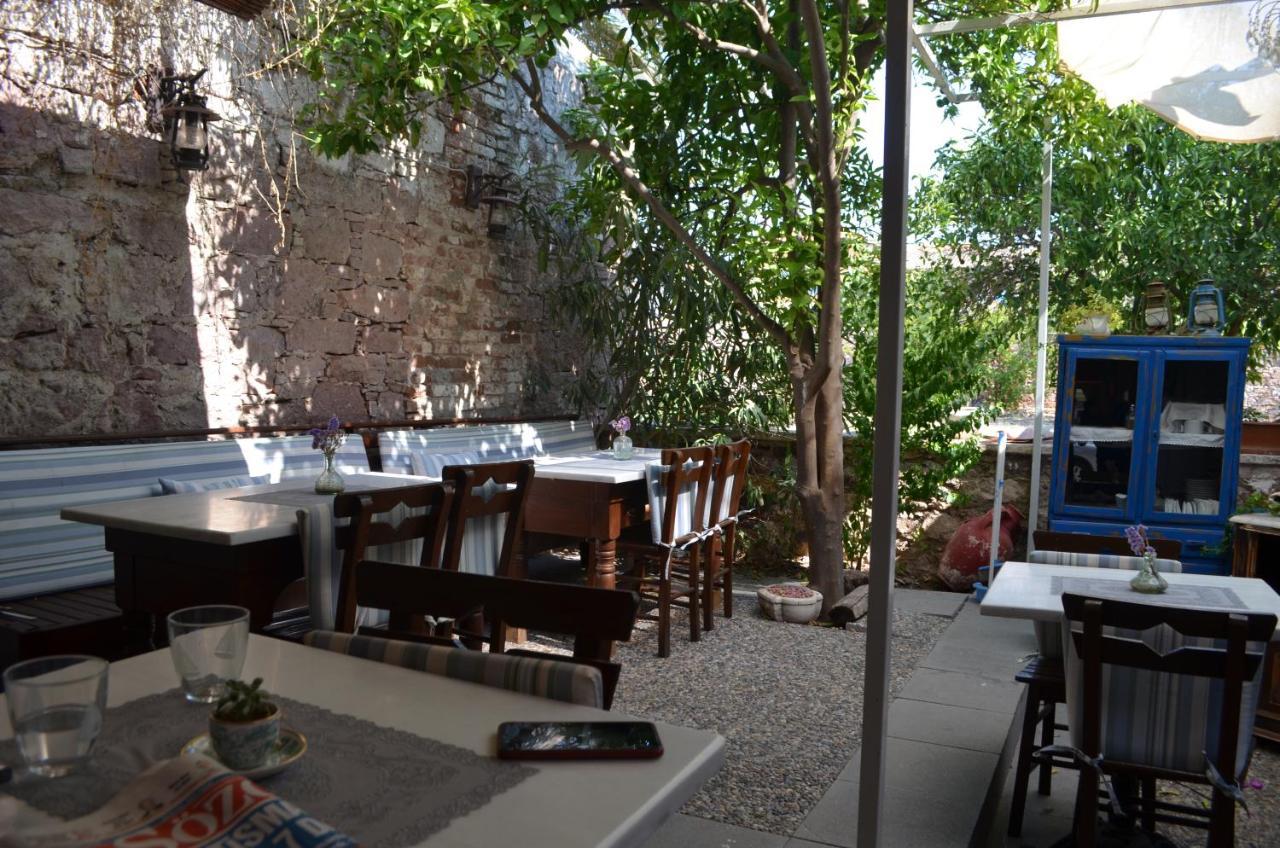 Cunda Adali Pansiyon Ayvalı Exterior foto